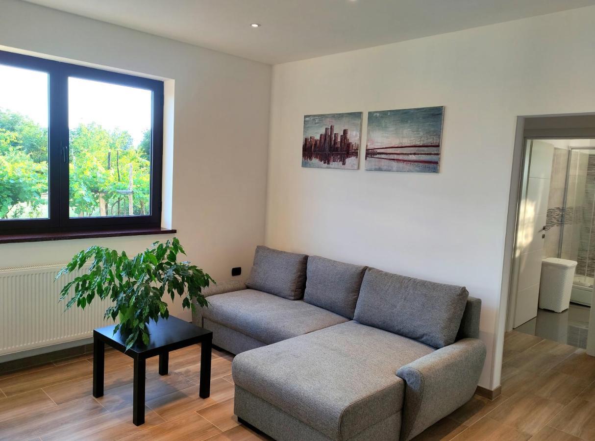 Apartmani Melia Marčelji Exterior foto
